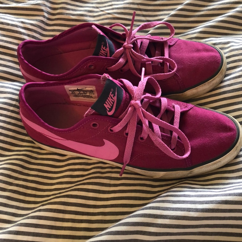 Purple Nike’s